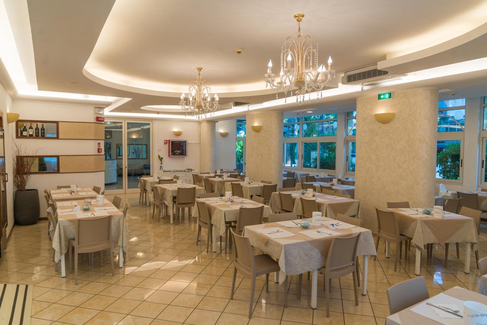 Hotel Europa Milano Marittima Eksteriør billede